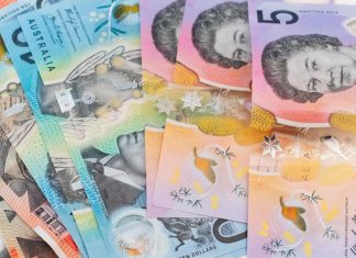 수백만 달러를 횡령한 NAB 사기꾼, 크리스마스를 감옥에서 melissa-walker-horn-hK4ZB2HUtEc-unsplash