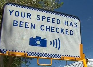 NSW 노동당, 운전자 벌점 감면 프로그램 시범 도입 예정 People will be able to shed demerit points early under a proposal from NSW Labor. (Nine)