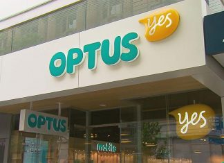 옵터스 해킹 데이터를 이용한 사기꾼 시드니 남성, 감옥행 피하다 Su is not accused of being involved in the Optus hack which exposed the personal details of 10 million Optus customers in a data breach in September 2022. (9News)