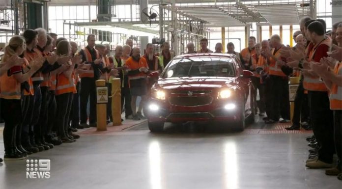 사우스 오스트레일리아, 홀덴 제조시설 부지, 버섯 농장으로 재탄생 The facility, run by Epicurean Food Group, will employ 350 full-time staff once the transformation is complete in 2024. (9News)