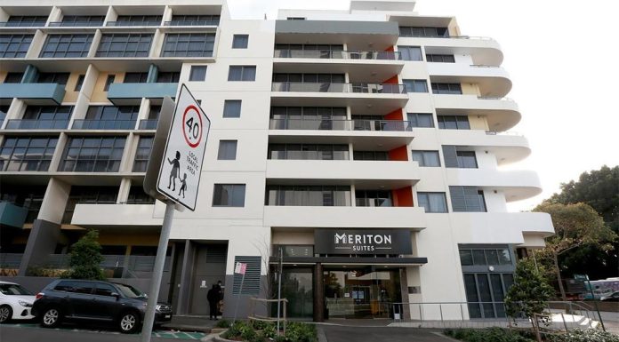 해커, 호주 Meriton 해킹 It is believed bank details, birth certificates and health information may have been accessed during the attack. Picture NCA NewsWire Dylan Coker.