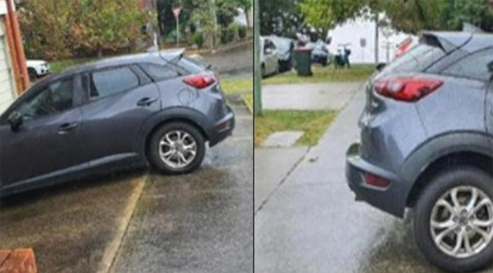 시드니, 자기 집 진입로에 주차, 283벌금 부과 Radio 2GB producer Angus Kelleher was fined $283 because his car protruded ‘ever so slightly’ over the footpath. Picture 2GB