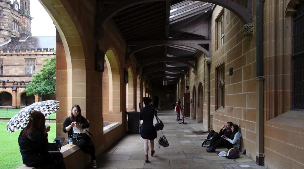 Sydney University says it is trying to appeal to students who would not normally knock on its doors.CREDITFIONA MORRIS