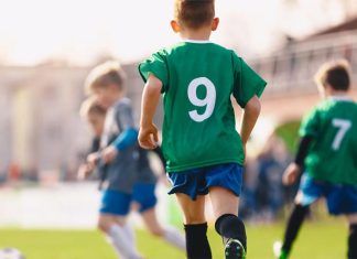 NSW 학부모를 위한 $100 바우처 연장 추진 Active kids were found to have better self-regulation skills in new study (iStock)