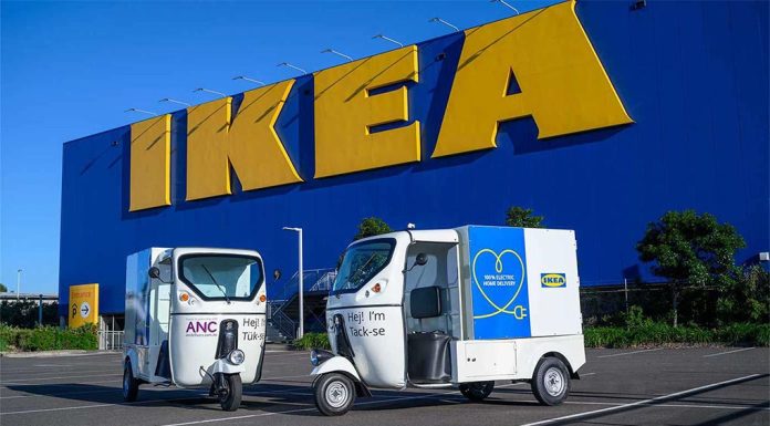시드니, 가구 배송위해 전기 ‘툭툭’을 도입한 IKEA Customers will need to live within 10km of IKEA's Tempe store to get a tuk tuk delivery. (IKEA)