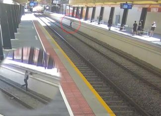 애들레이드 기차 선로에서의 아찔한 사고 영상 공개 Footage of 'near-misses' on Adelaide's train network has been released by the SA Govt. (Nine)