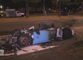 시드니 올림픽 파크, 고가의 람보르기니가 ‘녹아내렸다’ The Lamborghini melted to the road in the fire. (Nine)