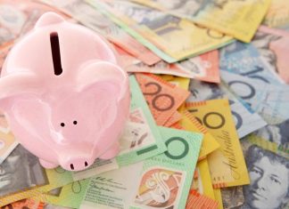 비상금 마련에 어려움을 겪고 있는 호주인들의 충격적인 통계 결과 Compare the Market’s survey of over 1000 Australian adults found 15 per cent had no money tucked away in case of an emergency. Picture Supplied