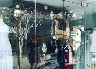 호주 웨딩 업체 부도, 예비 부부 최소 99쌍 날벼락 Gabrielle has potentially lost $6800 from The Bridal Atelier suddenly going bust.