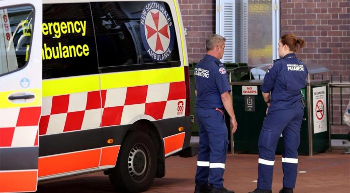호주 파라매딕 협회, ‘몹시 낮은’ 4% 임금 인상 제안에 반발 Paramedics will continue industrial action for a week from Wednesday, July 26. Picture NCA NewsWire Damian Shaw