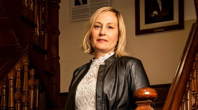 NSW 코비드 제재준칙 위반 관련 벌금형 Samantha Lee from Redfern Legal Centre said the remaining fines fail to meet legal requirements. CREDITSTEVEN SIEWERT