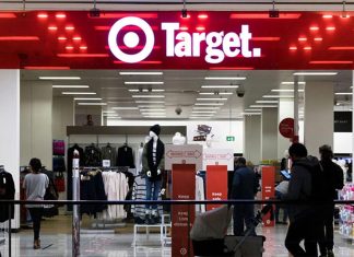 Target · Kmart 합병, 100억 달러 규모의 거대 할인 소매업체 탄생 Target store (Nine)