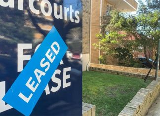 NSW 주민들, 주 최초로 임대인 혜택을 받을 예정 The commissioner will also review rental affordability and supply, encourage long-term rent agreements, attempt to improve energy efficiency for renters, and monitor current tenancy laws. (Domain Peter Rae)