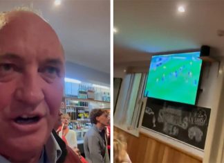 NSW 펍 직원 실수로 예전 마틸다스 경기-현재 경기로 알고 관전 해프닝 Barnaby Joyce and about 80 others unknowingly watched the wrong match on Saturday night. (Nine)