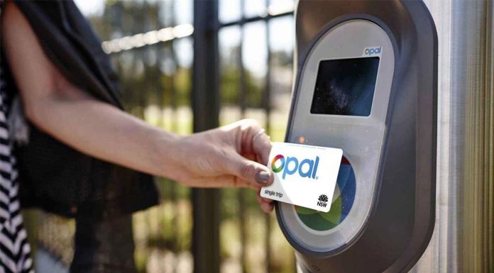 NSW, OPAL 요금 인상에 대비하여 금요일 할인 시작 Opal fares will rise from October 16. (Transport NSW)