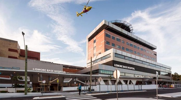 NSW 교도관 탈출 시도한 죄수 사살 Dwayne Johnstone died after being shot outside Lismore Base Hospital in northern NSW in 2019. (NSW Health)