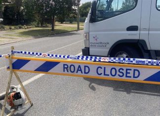 NSW 헌터 밸리 자택, 여성 시신 발견 돼 강력계 형사 조사 A crime scene has been established at the home. (9News)