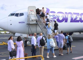 호주 저가 항공의 확장 The CEO of new Australian airline Bonza hopes their competitive prices will bring down flight prices (Supplied)