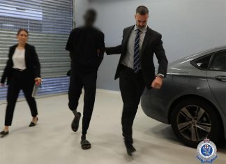 시드니 마약왕 살해사건 Two men were arrested on Monday over the alleged gangland killing of Alen Moradian. (NSW Police)