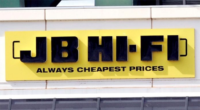 JB Hi-Fi 집단 소송 걸려 A class action has been launched against retail gaint JB Hi-Fi over its extended warranties policy.
