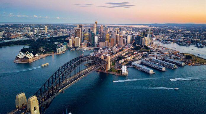 시드니 주택 중간값 160만 달러 돌파 Sydney's median house price has reached more than $1.6 million, according to new research. (Getty ImagesiStockphoto)