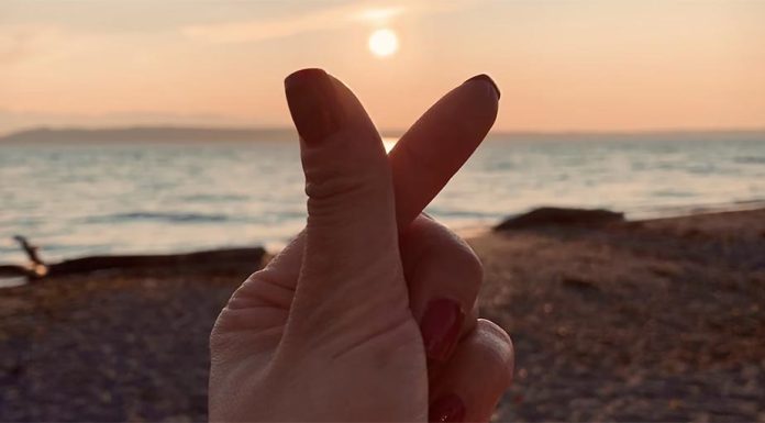 한국의 ‘애교’ : 어린아이 같은 어른의 심리 YAN LIU - yl1980s_unsplash
