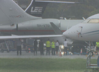 테일러 스위프트, 매진된 네 번의 공연을 앞두고 시드니 도착 Taylor Swift has arrivied in Sydney. (Nine)