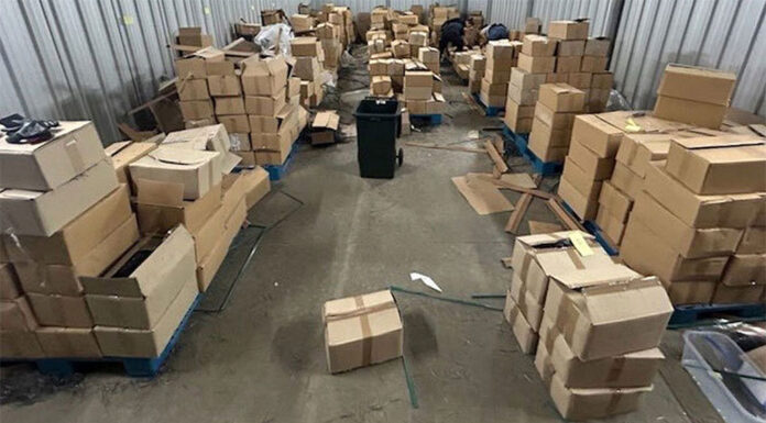 시드니 박스힐에서 수백 킬로그램의 MDMA 압수 The 300kg of MDMA had an estimated street value of more than $12 million. (Australian Federal Police)