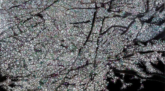 전통 공예와 현대 예술의 만남, 정직성, 202010, 자개, 나무에 삼베, 옻칠, 2020