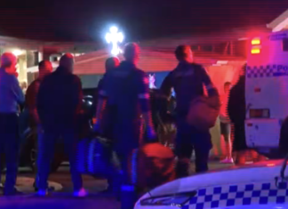시드니 서부 교회 예배 중 칼부림, 주교가 칼에 찔리고 신도들 여럿 부상 Multiple people have been injured in a suspected stabbing in Wakeley, in Sydney's west. (Nine)