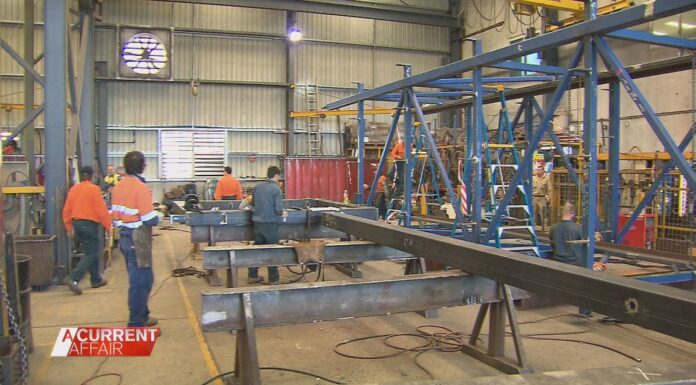 시드니 제조업 젊은 노동자들 고용 힘들어 Paul said his current employees are aging and are fast approaching retirement. (Nine)