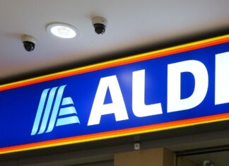 호주 대형 슈퍼마켓, 프로모션이 실제가격과 상이해 CHOICE has revealed it has made a submission to the ACCC regarding labels used by stores like Aldi, calling for greater transparency. Picture NCA NewsWire