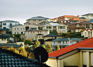 호주 전역에서 임대료가 치솟지만, 수도 캔버라에서는 그렇지 않은 이유 While rental prices are surging across much of the nation, they're far more stable in Canberra. (Chris LaneAFR)