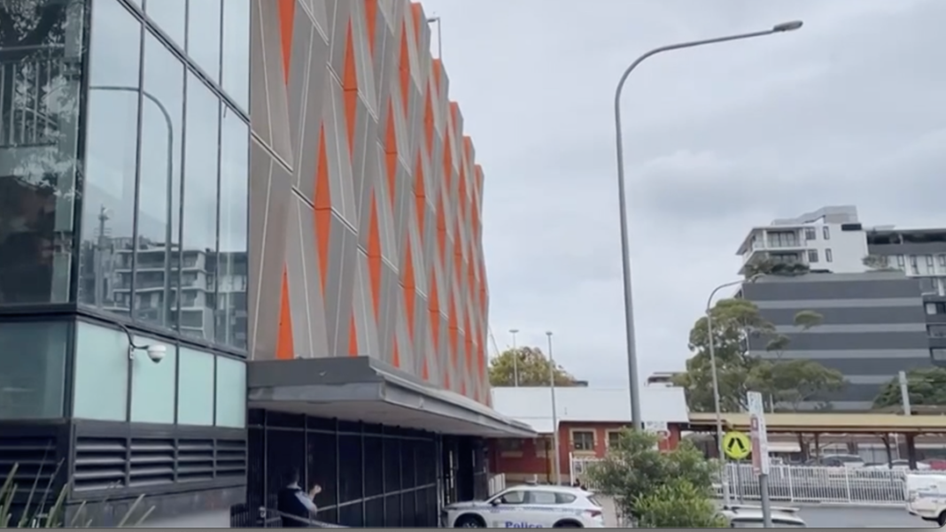 A man has been charged with murder after a body was found in a Wollongong carpark. (9News)