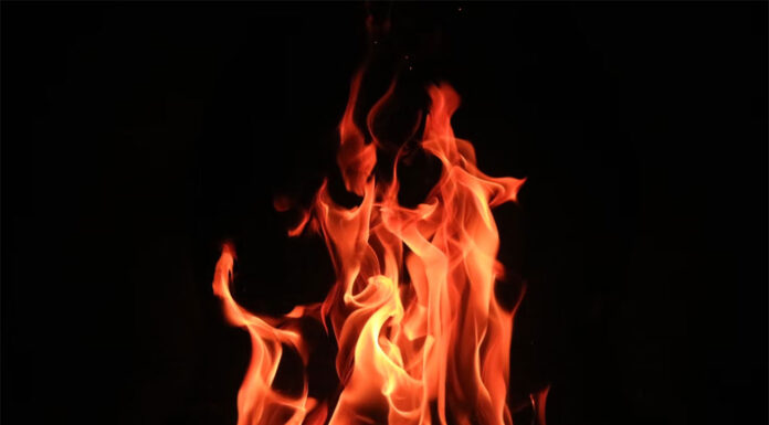 NSW 브로큰 힐에서 주택 화재 후 남성 시신 발견 Cullan Smith_unsplash