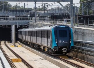 시드니 새 메트로 노선, 8월 개통을 앞두고 시범 운행 중 Testing is under way on the Sydney Metro city line. (NSW government)