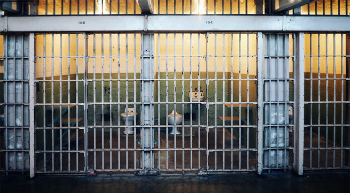 NSW 전 교도관, 여성 수감자들 강간해 UMANOIDE_UNSPLASH