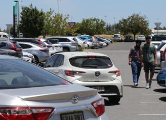 호주 경매에 나오는 압류 차량 증가, 생활비 압박 보여주다 Pickles reports ‘significant’ increase in repossessed cars hitting the auction. Picture Dean MartinNewswire