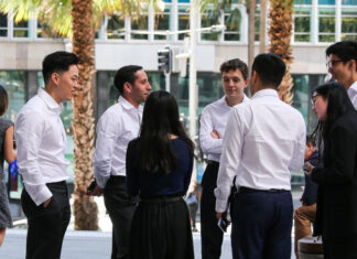 호주 임금평등의 날 : 성별임금 격차 심화 Monday marks Equal Pay Day. Picture NewsWire Gaye Gerard