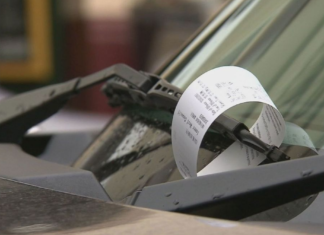 NSW 정부, 전역의 시의회에 티켓없는 주차 과태료 부과 금지 The NSW Government is banning ticketless parking fines. (Nine)
