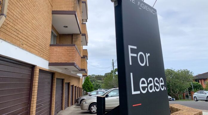 저소득층, 호주 전국에서 임대료 스트레스 심각 AFR Sydney. Generic Photo shows, Property Rent Sold Lease Home Prices Rental Eastern Suburbs Photo by Peter Rae. Wednesday 1 May, 2024 (Peter Rae)