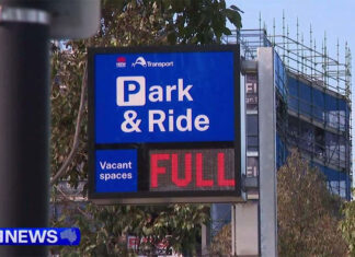 시드니 메트로(Metro)로 인해 주차 문제 증가, 시드니 일부 지역 혼란 Metro car parks in Sydney fill up fast. (Nine)