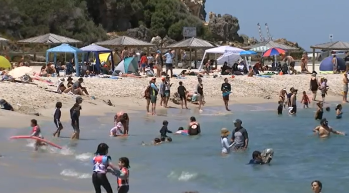 가장 빠르게 성장하는 서부 호주 새로운 인구 이정표에 도달 Western Australia has been named the fastest-growing state in the country following the release of new figures by the Australian Bureau of Statistics (ABS) today. (9News)