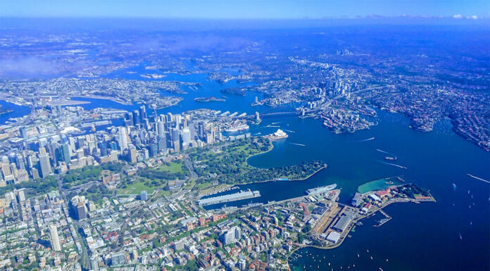 NSW 이민유입 줄자 생긴 일 craig davids_unsplash