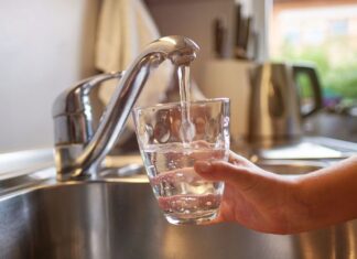 시드니, 수도세 50% 급등 직면 예정 Sydney residents are facing a hike in water prices over coming years. (iStock)