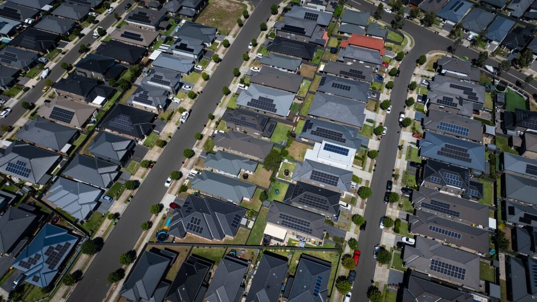 Western Sydney residents face barriers to healthy exercise and activity. (Wolter PeetersSMH)