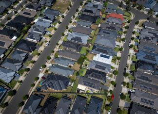 서부 시드니 주민들, 활동 부족로 15억 달러의 비용 발생 Western Sydney residents face barriers to healthy exercise and activity. (Wolter PeetersSMH)
