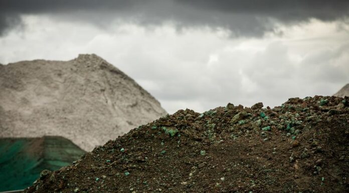 시드니, ‘폐기물 위기 직면’… 2030년까지 매립지 용량 부족 예상 Sydney's landfills are set to run out of space by 2030 without urgent action, the NSW government has warned. (Anna Kucera)