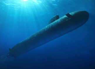호주 해군, 12만 달러 연봉, 장교 직책 공개… 특이한 세부 사항 포함 The Australian Navy is advertising roles for a Nuclear Submarine Officer with a generous salary of up to $120,000. Picture NewsWire