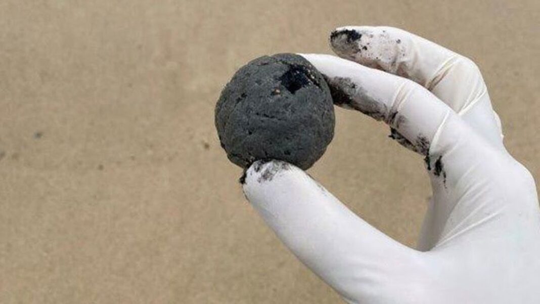 In October, mysterious ball-shaped debris washed up on Coogee Beach in Sydney. (Randwick City Council ) (Randwick city council)